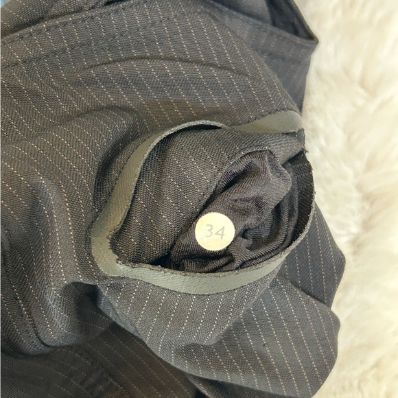 Lululemon Cargo Commute Shorts in Black Size 34 - Picture 5 of 5